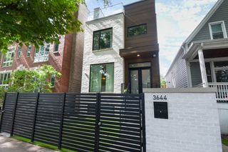 3644 N Bosworth Avenue, Chicago, IL 60613