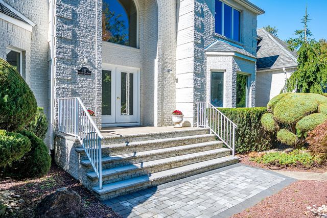 117 Rolling Hill Drive, Morganville, NJ 07751