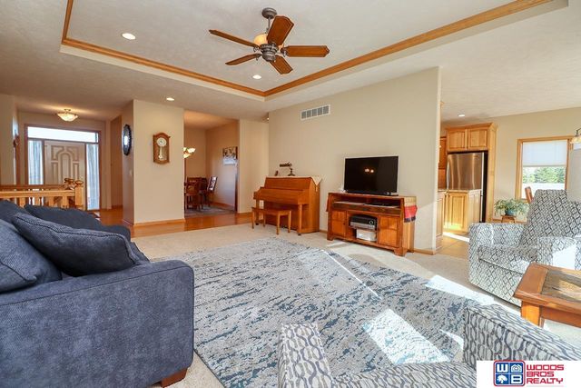 1900 N 129th Street, Lincoln, NE 68527