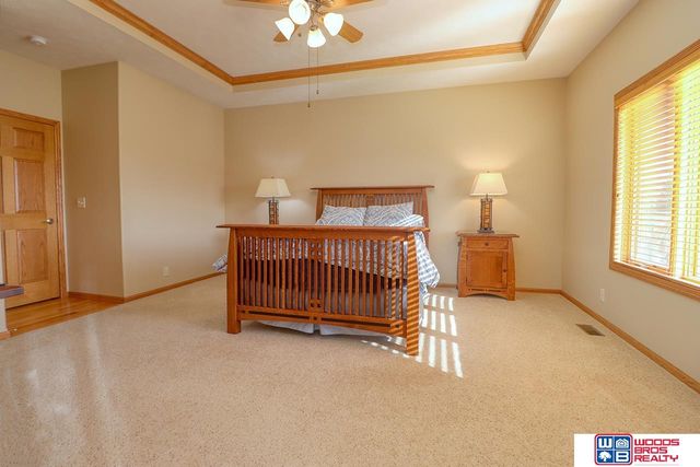 1900 N 129th Street, Lincoln, NE 68527