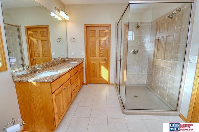 1900 N 129th Street, Lincoln, NE 68527