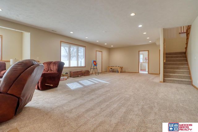 1900 N 129th Street, Lincoln, NE 68527
