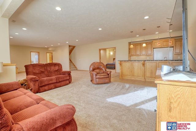 1900 N 129th Street, Lincoln, NE 68527