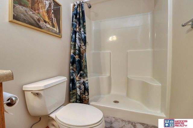 1900 N 129th Street, Lincoln, NE 68527