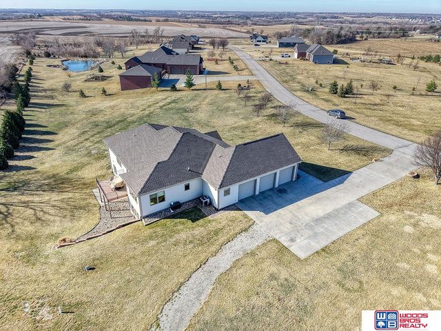 1900 N 129th Street, Lincoln, NE 68527