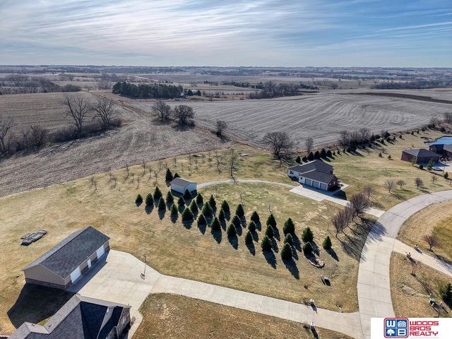 1900 N 129th Street, Lincoln, NE 68527