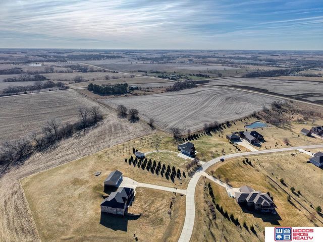 1900 N 129th Street, Lincoln, NE 68527