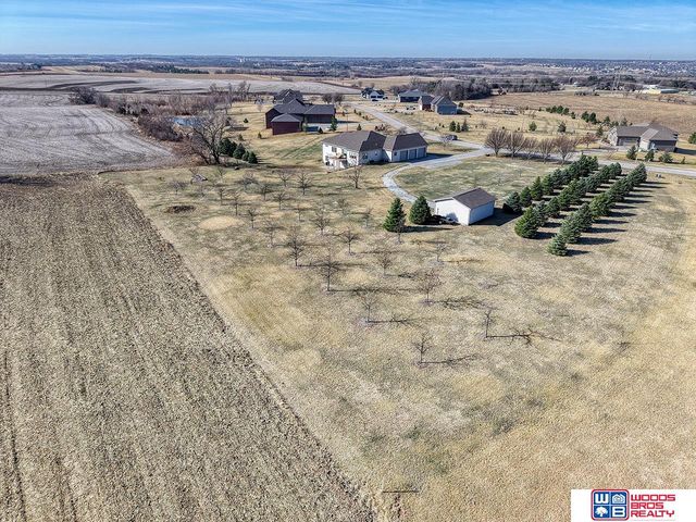 1900 N 129th Street, Lincoln, NE 68527