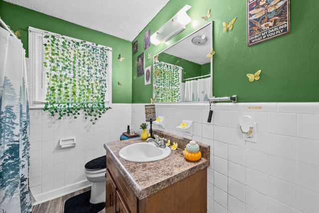 133 W Rossview Rd, Clarksville, TN 37040