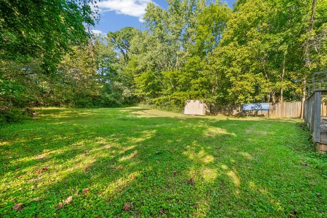 133 W Rossview Rd, Clarksville, TN 37040