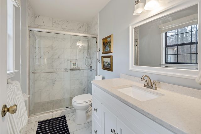 8138 W PINE CREEK CRK, Germantown, TN 38138