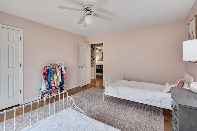 8138 W PINE CREEK CRK, Germantown, TN 38138