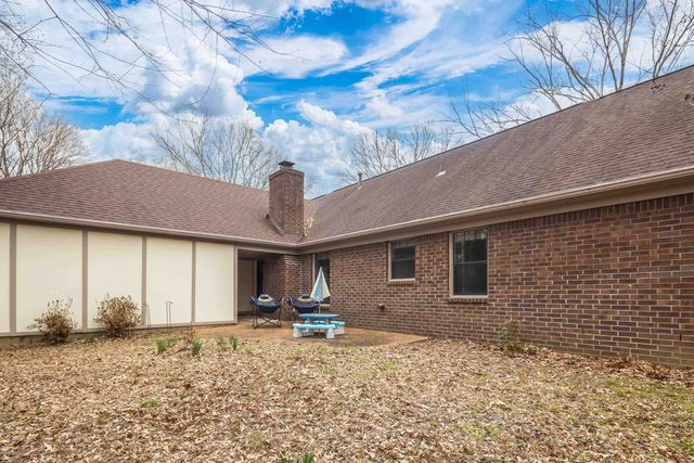 8138 W PINE CREEK CRK, Germantown, TN 38138