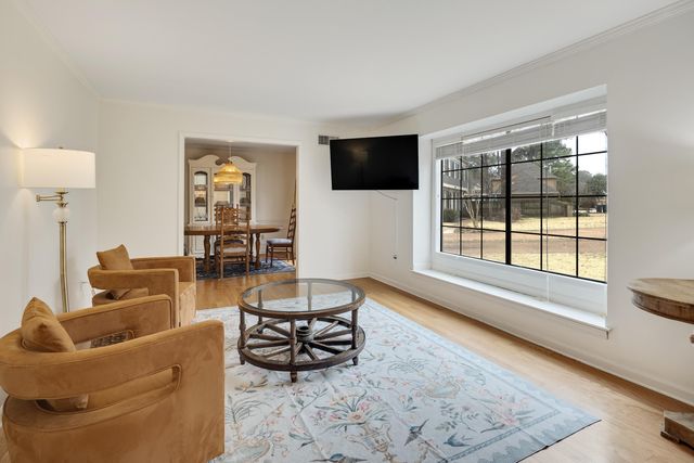 8138 W PINE CREEK CRK, Germantown, TN 38138