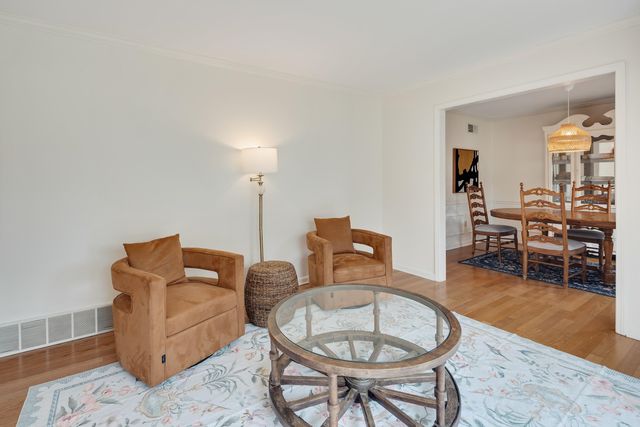 8138 W PINE CREEK CRK, Germantown, TN 38138