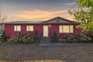 405 Elm Street, Henderson, MN 56044