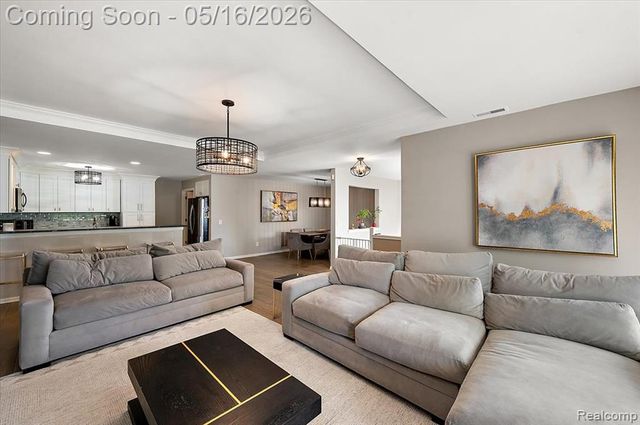 14575 Moravian Manor Circle, Sterling Heights, MI 48312