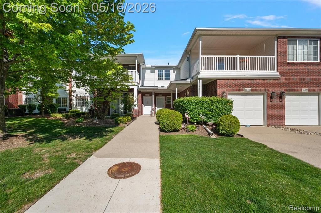 14575 Moravian Manor Circle, Sterling Heights, MI 48312
