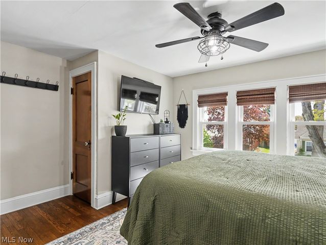 2323 Shaw Avenue, Cuyahoga Falls, OH 44223