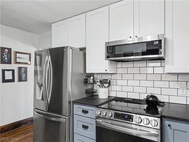 2323 Shaw Avenue, Cuyahoga Falls, OH 44223