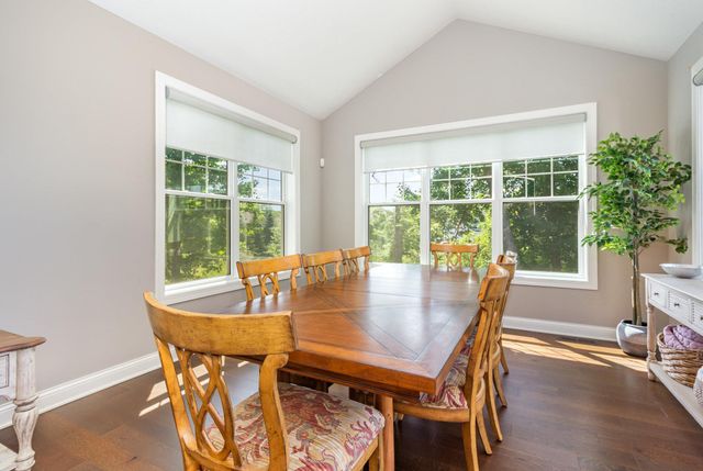 1621 Dutch Lake Drive, Minnetrista, MN 55364