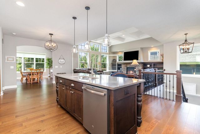1621 Dutch Lake Drive, Minnetrista, MN 55364