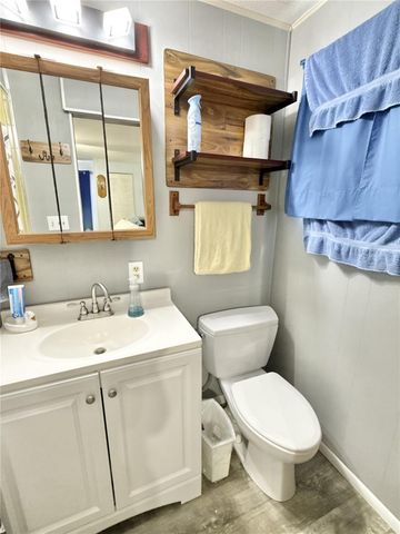 7002 MOUNT BRISTOL BOULEVARD NE 448, St Petersburg, FL 33702