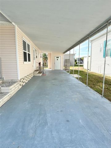 7002 MOUNT BRISTOL BOULEVARD NE 448, St Petersburg, FL 33702