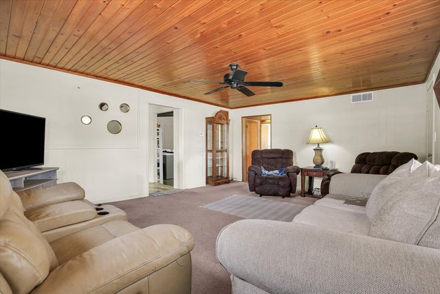 106 E Harrison Street, Catlin, IL 61817