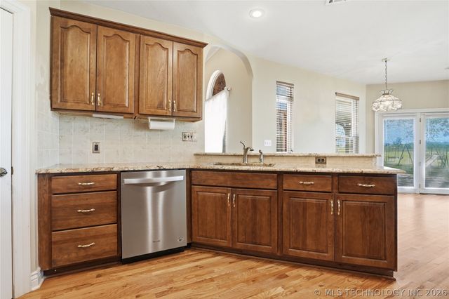 4732 W 171st Street S, Kiefer, OK 74041