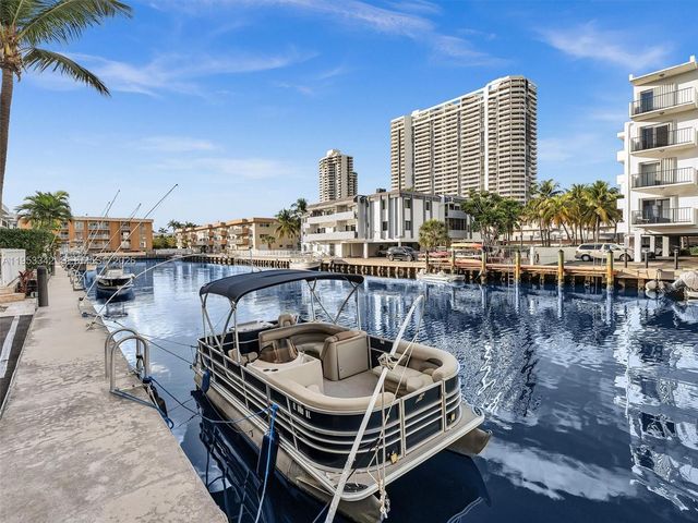 3601 NE 170th St 301, North Miami Beach, FL 33160