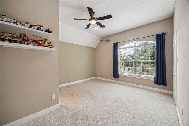 2621 Tranquil Oaks Court, Kingwood, TX 77345