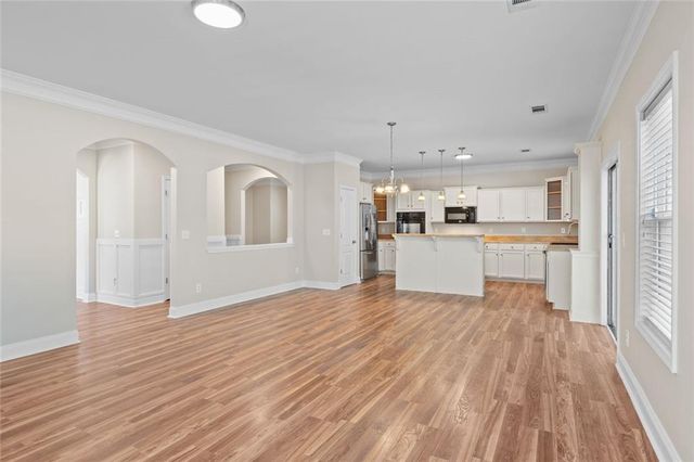 375 Parkmont Way, Dallas, GA 30132