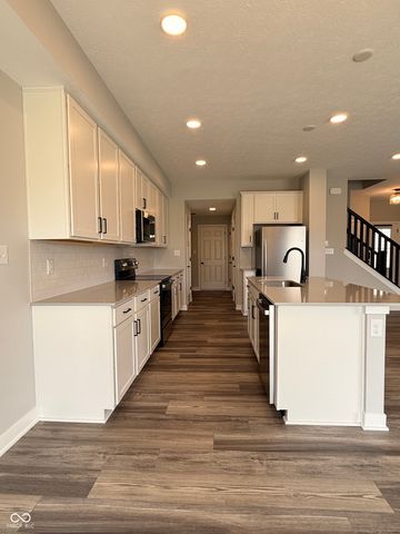 4383 Douro Trail, Westfield, IN 46062