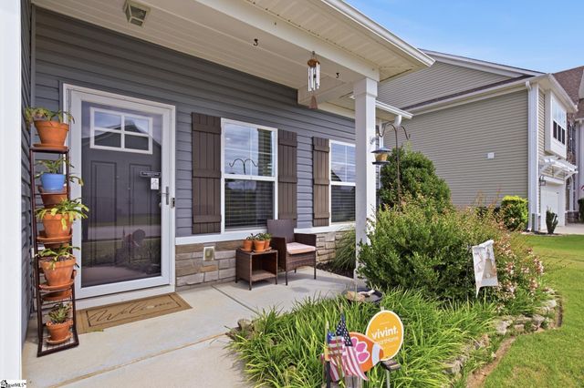 102 Dunsborough Drive, Simpsonville, SC 29680