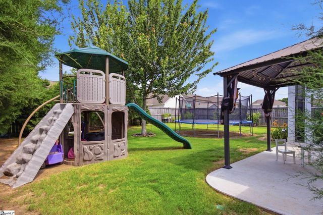 102 Dunsborough Drive, Simpsonville, SC 29680