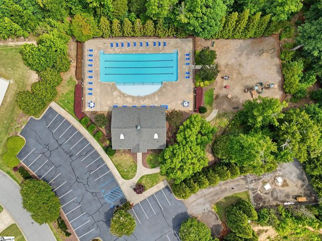 102 Dunsborough Drive, Simpsonville, SC 29680