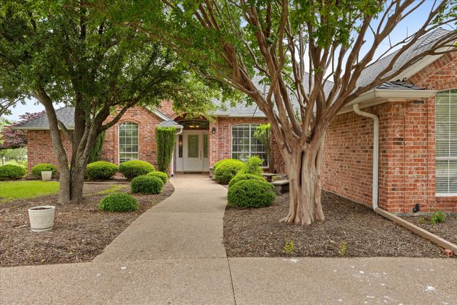 9611 Champions Drive, Granbury, TX 76049