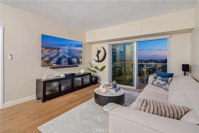 13700 Marina Pointe Drive 816, Marina Del Rey, CA 90292