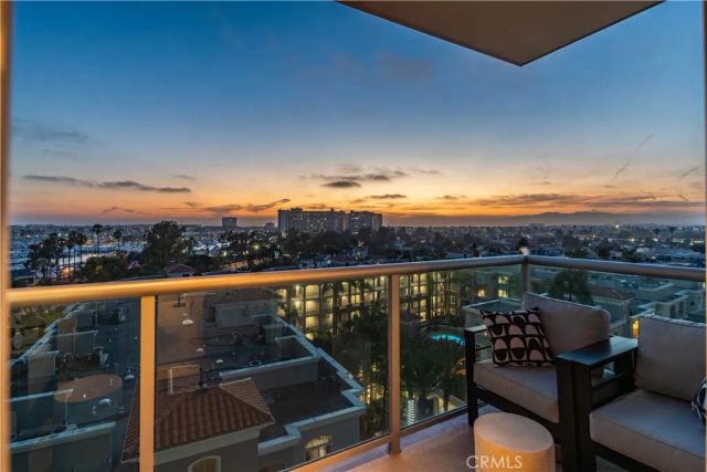 13700 Marina Pointe Drive 816, Marina Del Rey, CA 90292