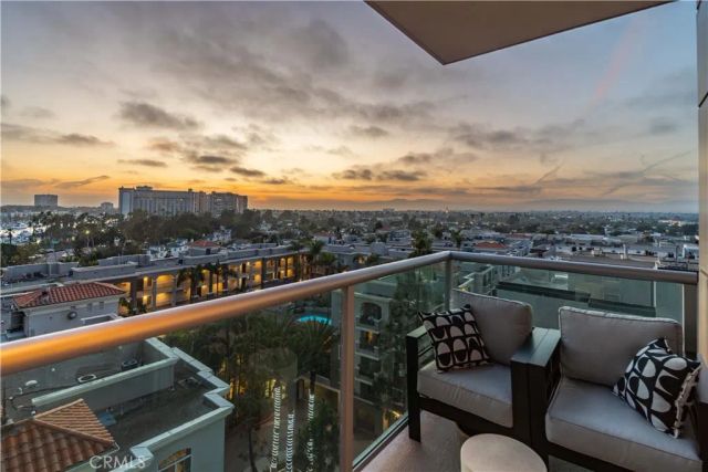 13700 Marina Pointe Drive 816, Marina Del Rey, CA 90292