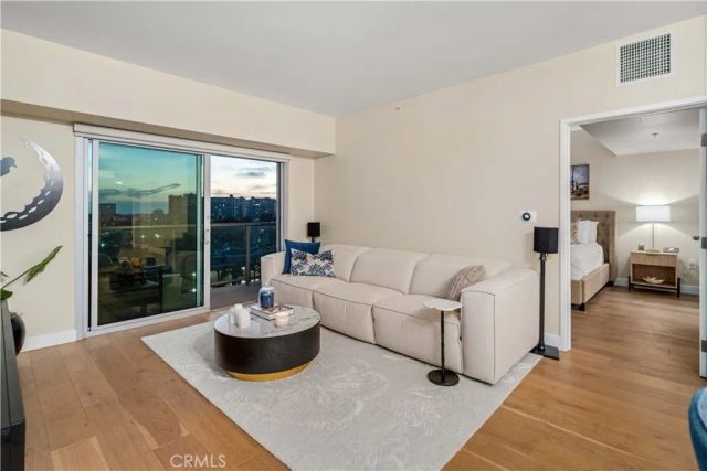 13700 Marina Pointe Drive 816, Marina Del Rey, CA 90292