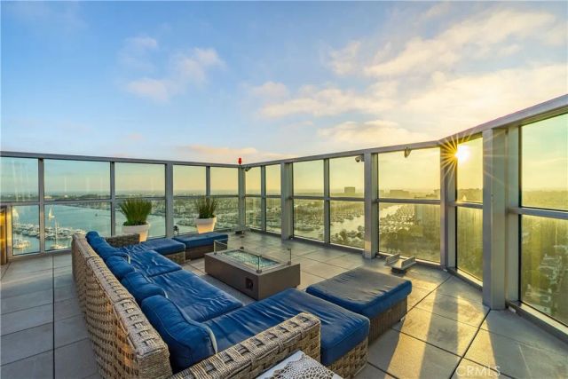 13700 Marina Pointe Drive 816, Marina Del Rey, CA 90292