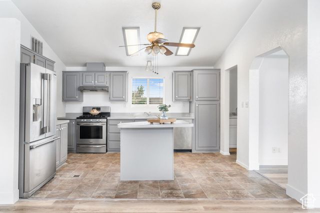 39 N 3850 W, Hurricane, UT 84737