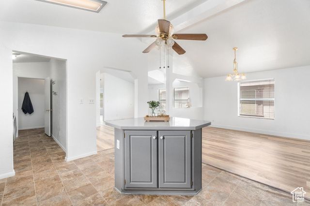 39 N 3850 W, Hurricane, UT 84737