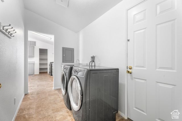 39 N 3850 W, Hurricane, UT 84737