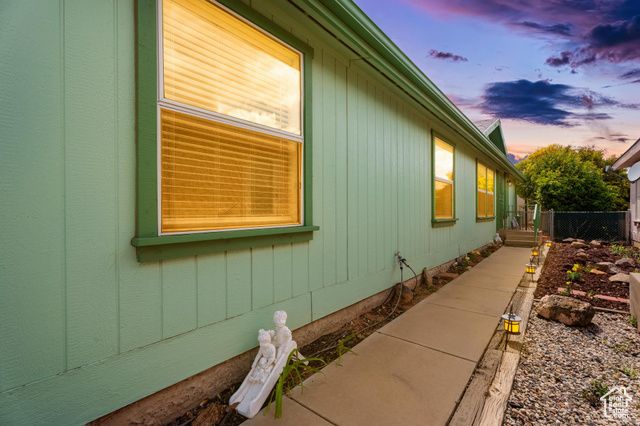 39 N 3850 W, Hurricane, UT 84737