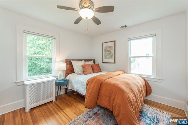 22 Euclid Place, Montclair, NJ 07042