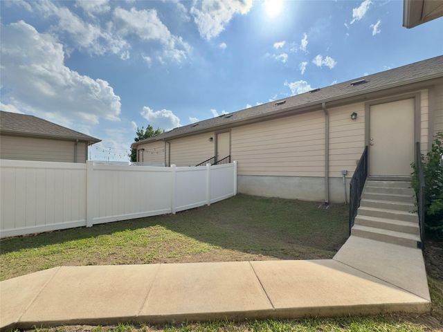 713 Katmai CIR, Pflugerville, TX 78660