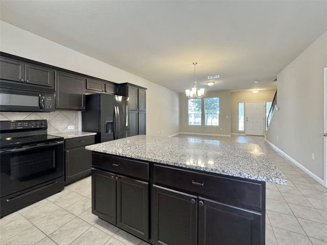 713 Katmai CIR, Pflugerville, TX 78660